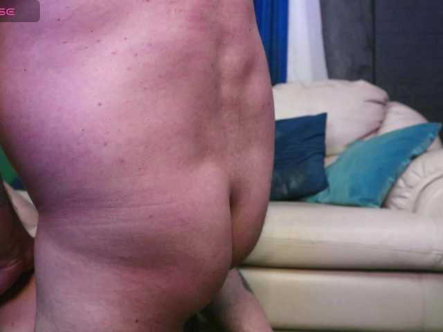 Емитувани слики од екранот AlisaAleks