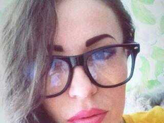 Еротски видео разговор AlisaKey