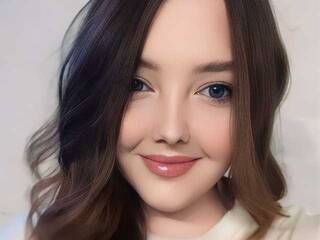 Еротски видео разговор AlisaptichkA