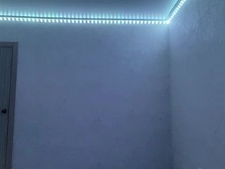 Еротски видео разговор ViolaBird