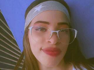 Еротски видео разговор AlisonSaenz