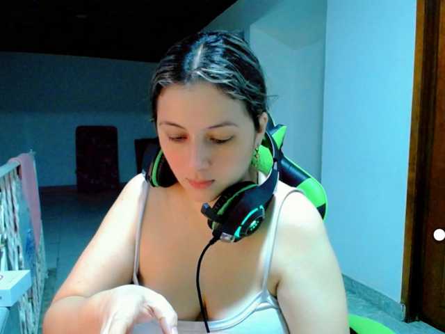 Емитувани слики од екранот allisonbaby