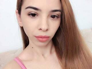 Еротски видео разговор AllissaFields