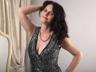 Еротски видео разговор AlluringLady