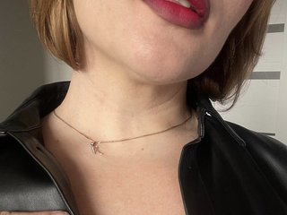 Еротски видео разговор alyavibe69