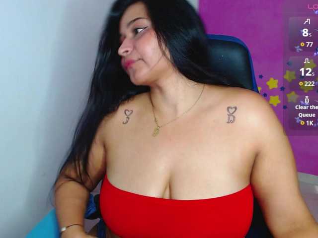 Фотографии Alyson- #latina #bbw #natural #squirt #curvy #young #big tits #big ass