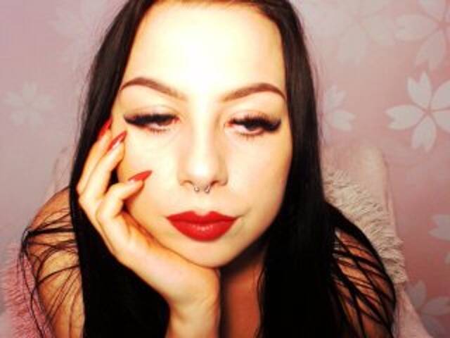 Емитувани слики од екранот MiAmanda