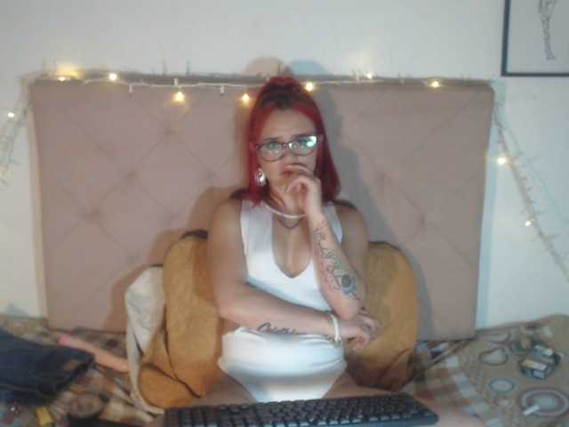 Емитувани слики од екранот Amarantalott