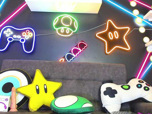 Емитувани слики од екранот AmbarHills