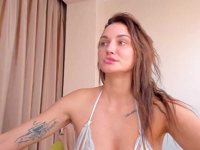 Емитувани слики од екранот Amberfoxyyy