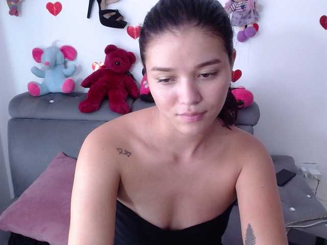 Емитувани слики од екранот Amberinkss