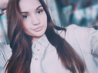 Еротски видео разговор AmbraEnms
