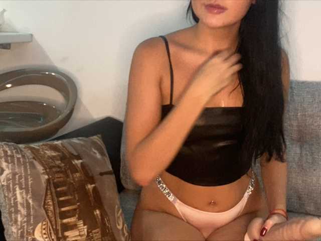 Емитувани слики од екранот amgbombaaa