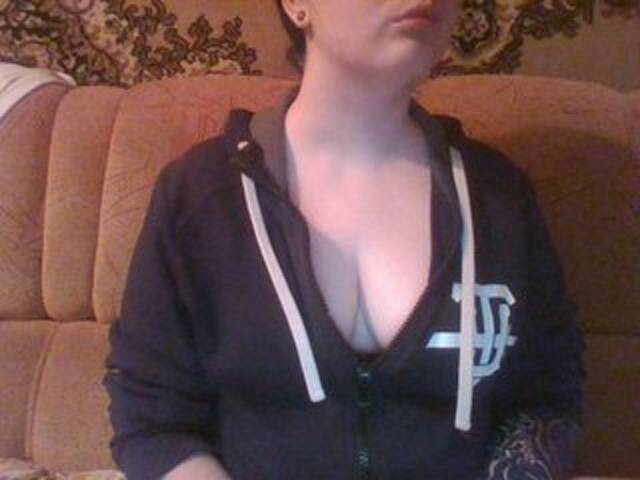 Емитувани слики од екранот Your_Amelia