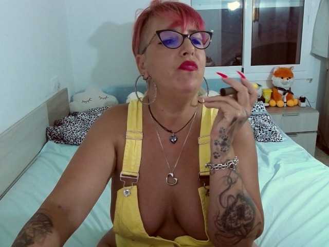 Фотографии AmmandaDulley Make me oil my body for you ,dance time 999 tk and u got me kiss and waiting for some action !