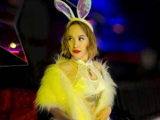 Еротски видео разговор Amozon-fox