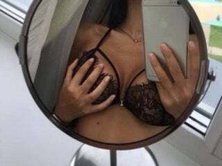 Еротски видео разговор Alissia_Kiss