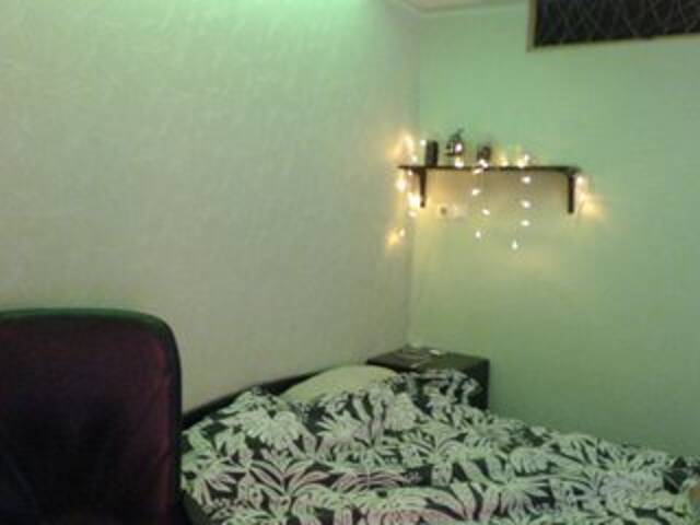 Емитувани слики од екранот Alissia_Kiss