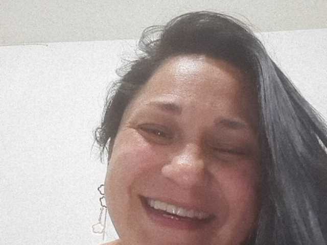 Емитувани слики од екранот AmyAyrton