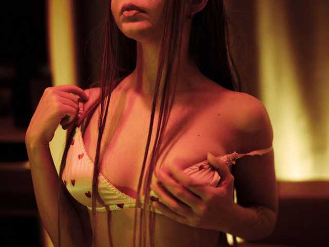 Фотографија на профилот AmyHoneey