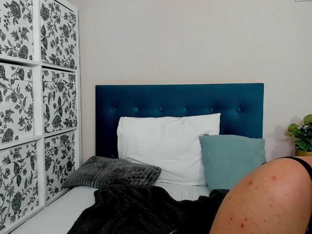 Емитувани слики од екранот AmyLOVExx