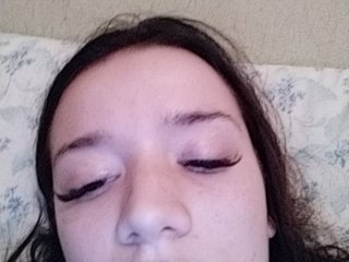 Емитувани слики од екранот AmySilver