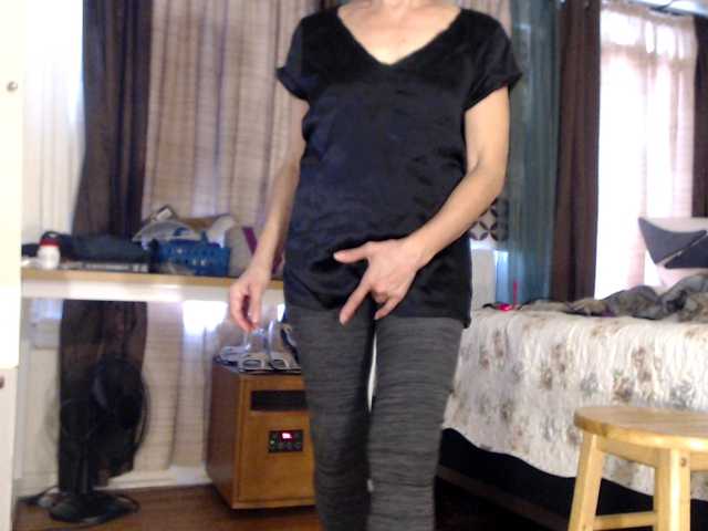 Емитувани слики од екранот FIXMYASSTOO