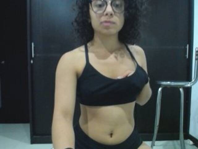 Емитувани слики од екранот andre-sex