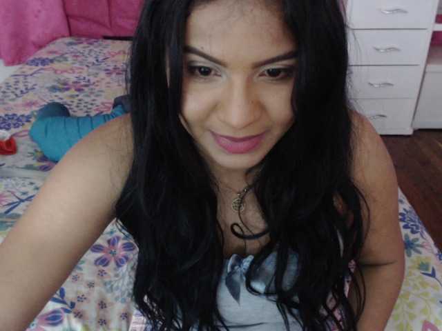 Емитувани слики од екранот AndreaGill