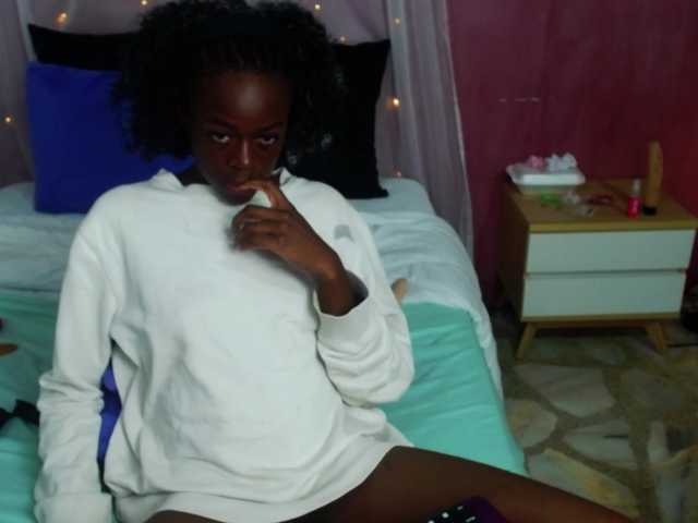 Емитувани слики од екранот andreavenus