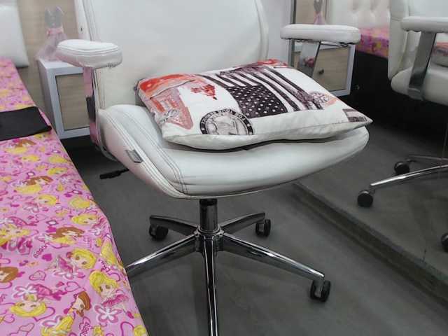 Емитувани слики од екранот Aneth-Thomson