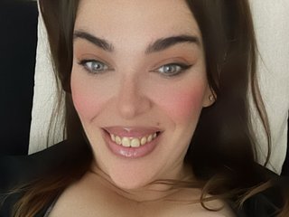 Еротски видео разговор AngelaEvans