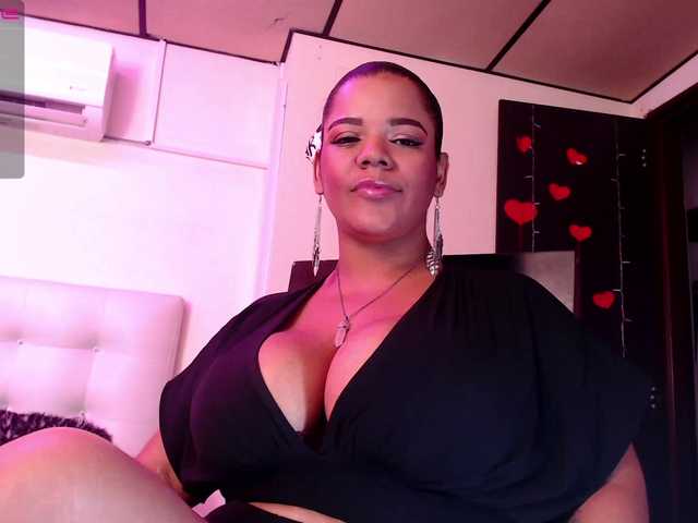 Фотографии angelhottxxx Great Latin Milf BBW is happy with black cocks/ blowjob more fuck tits in the goal 333 tks / visit me contend multimedia / private on /more fuck pussy with dildo black 350 tks /#bbw #milf #bigboobs #mature #slave 226