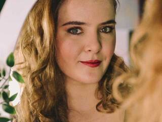 Еротски видео разговор AngelRouje