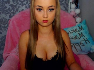 Фотографии AngelSue 10- stanup, 20-show ass, 25-show ass and spank it, 30-add friends, 50- boobs in bra, tip me!
