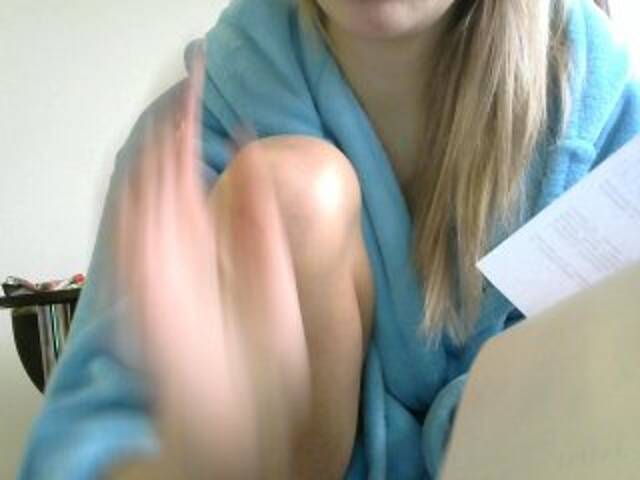 Емитувани слики од екранот CHERRYjuice