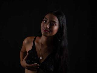 Еротски видео разговор AnikaHalil