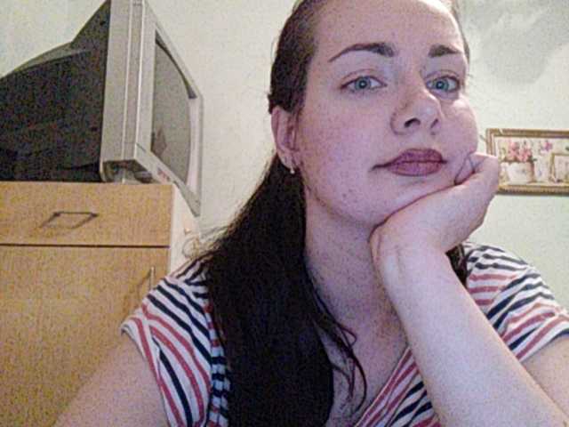 Емитувани слики од екранот AnitAbuuM