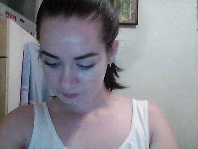 Емитувани слики од екранот AnitAbuuM