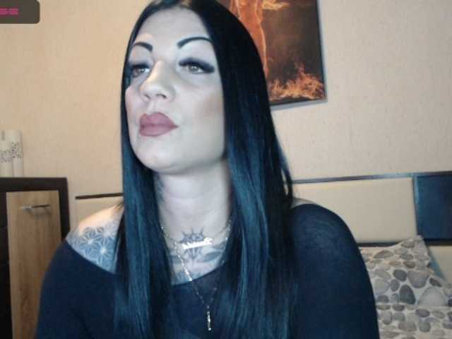 Емитувани слики од екранот -SweetAnna