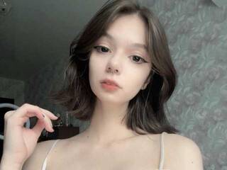 Еротски видео разговор QueenOfDarkLove