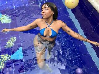 Еротски видео разговор AnnaBrooks2