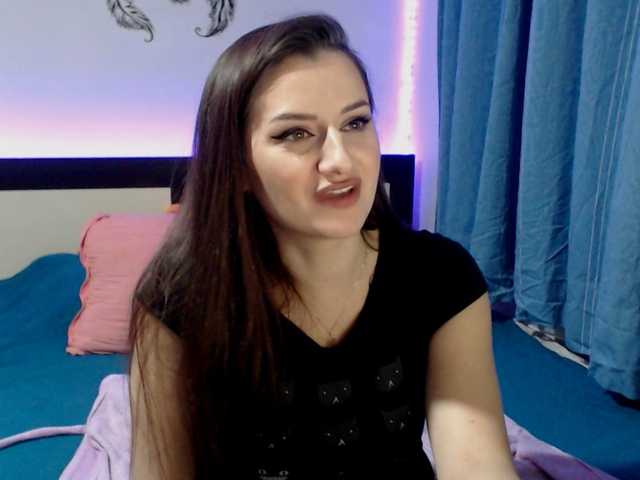 Емитувани слики од екранот Ann___