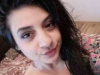 Еротски видео разговор AnneMarieJones