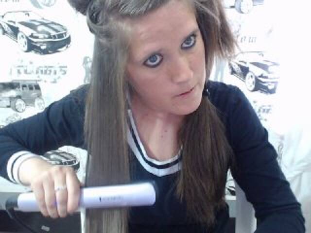 Емитувани слики од екранот annexcat