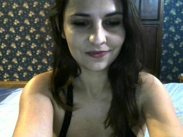 Емитувани слики од екранот Annie-Simon