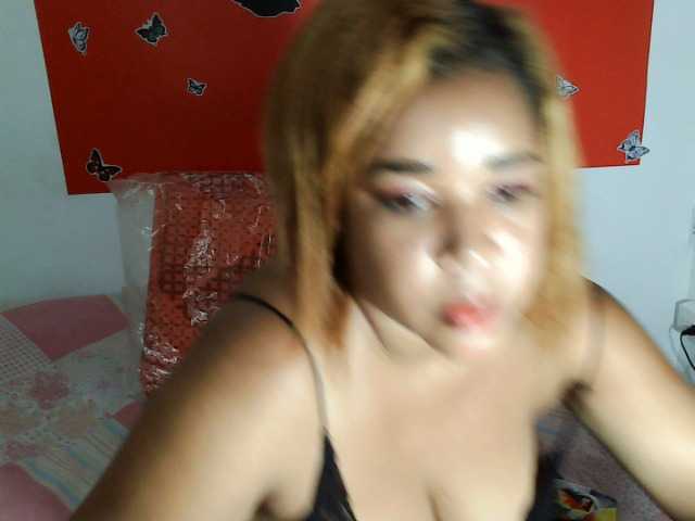 Емитувани слики од екранот Annie22