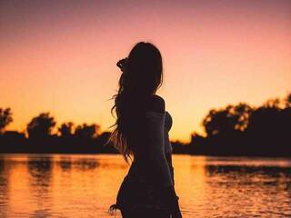 Еротски видео разговор Anny-Wilsson