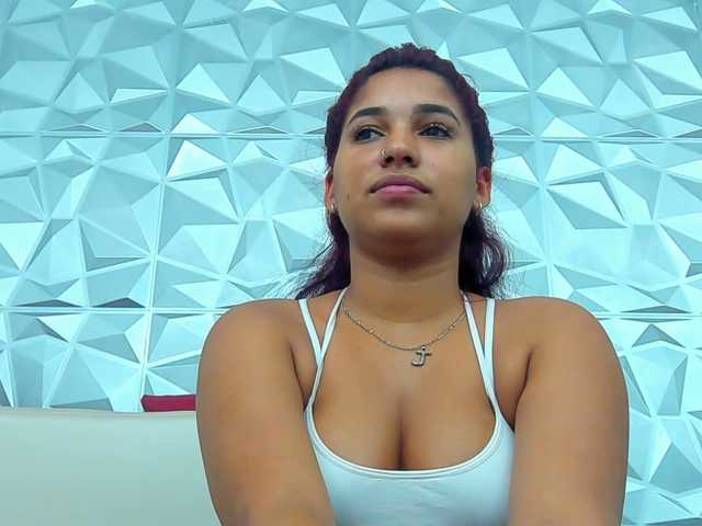 Фотографии AnnyeGrace Happy Tuesday Vibes, Tip im so excited for being here with all of you, please make sure to fllow me and tip em for any special request, Make me CUM at Goal #latina#taned#bigass