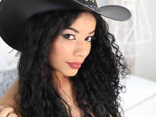 Еротски видео разговор Anthonela-Mil